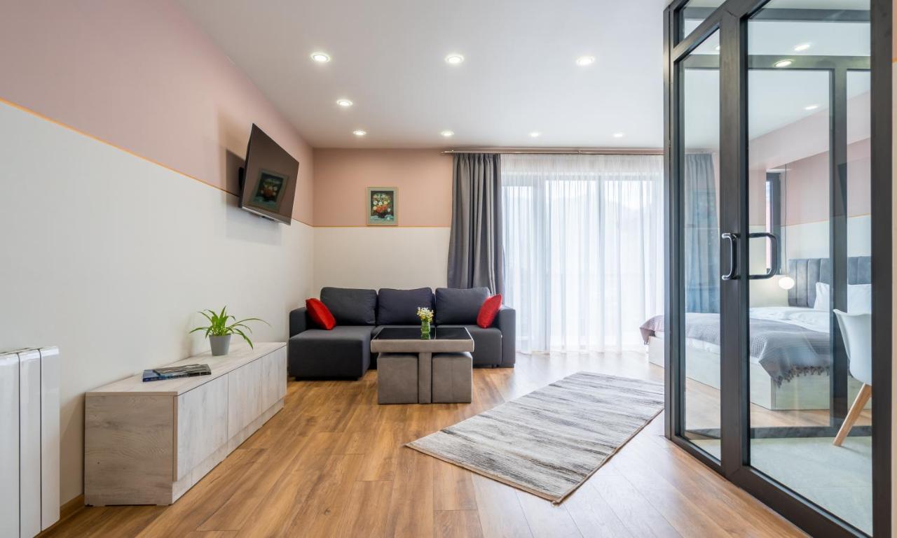 Devdaraki Apartments Kazbegi Εξωτερικό φωτογραφία