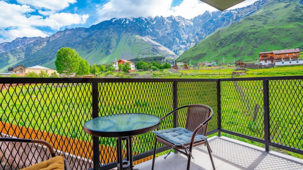 Devdaraki Apartments Kazbegi Εξωτερικό φωτογραφία