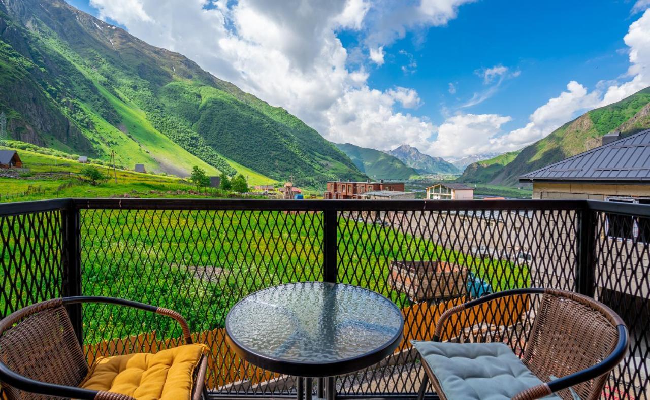 Devdaraki Apartments Kazbegi Εξωτερικό φωτογραφία