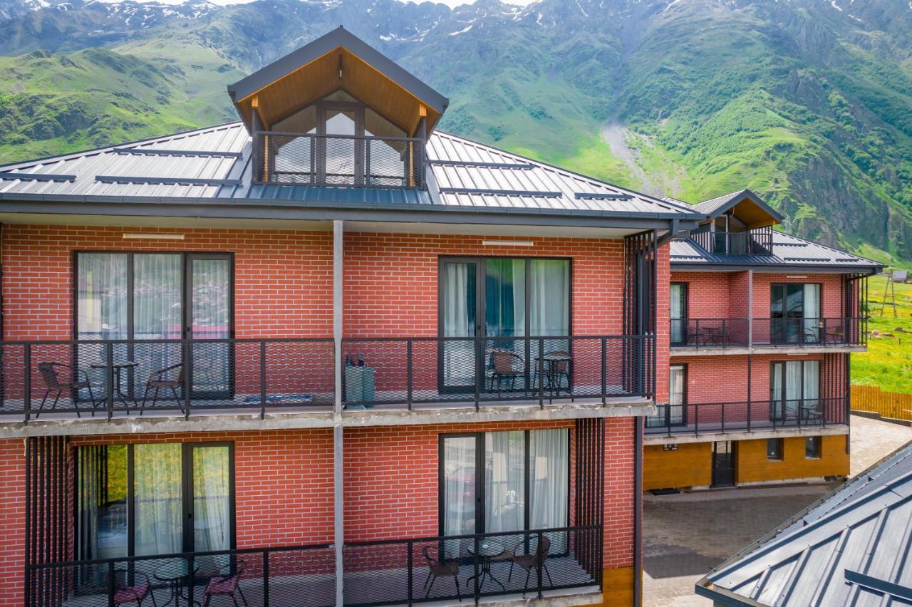 Devdaraki Apartments Kazbegi Εξωτερικό φωτογραφία
