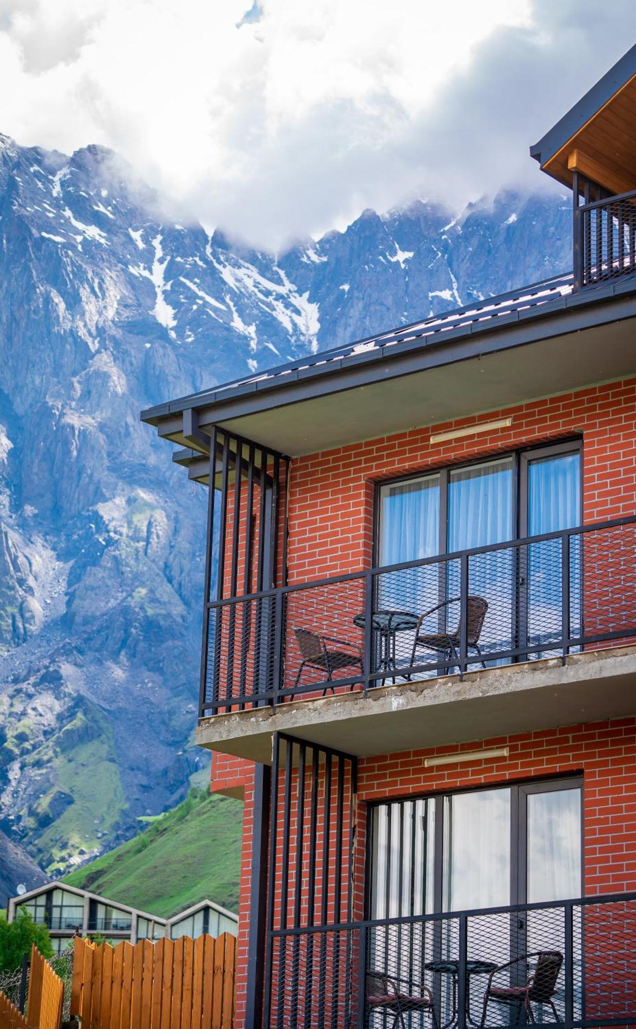 Devdaraki Apartments Kazbegi Εξωτερικό φωτογραφία